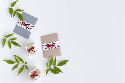 【日本茶コラム】心と心をつなぐ、日本茶ギフト― 新緑園が選ばれる理由