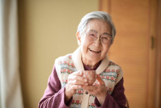 【日本茶コラム】緑茶が支える、毎日の健康と長寿 ～日本茶の力で、美味しく生きる～